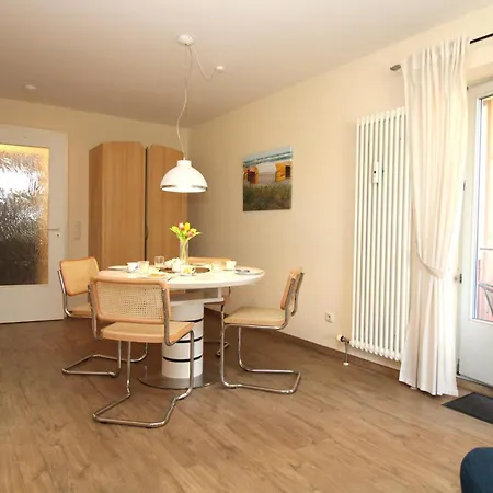Appartementanlage Ostseeblick - Wustrow 51 Апартаменты Кюлунгсборн
